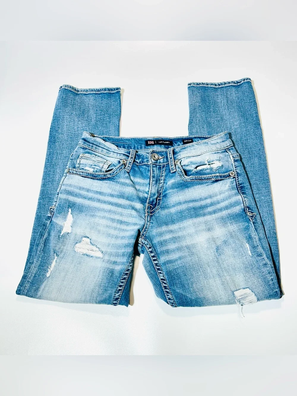 BKE buckle jeans Jake Straight Leg jeans distressed medium wash women size 29